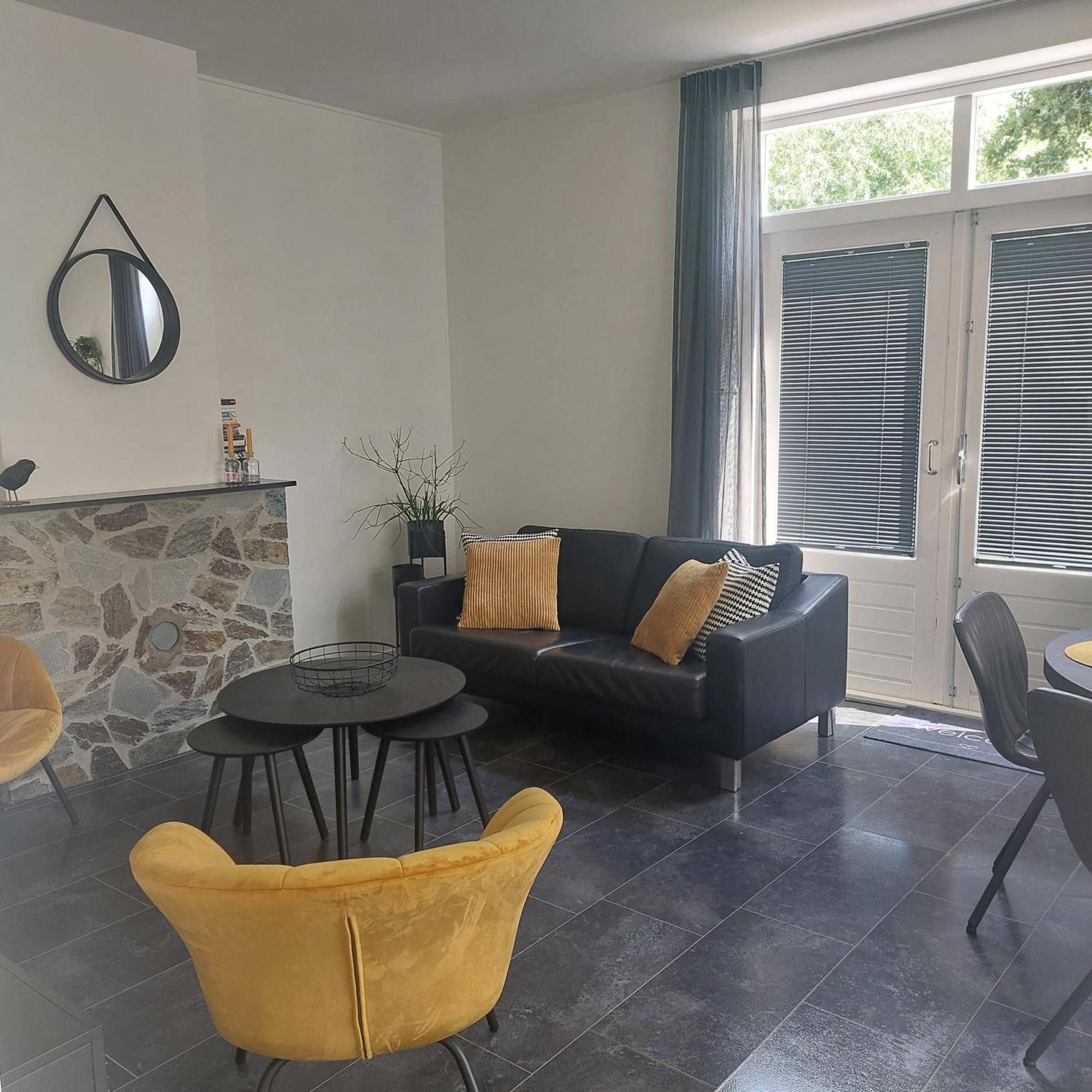 Hof Christina Vakantiewoningen Vrouwenpolder Exterior photo